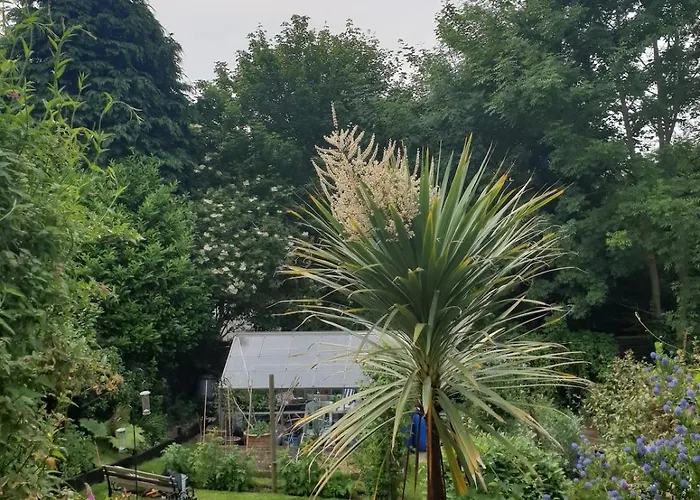 Casita In The Garden * Лідс