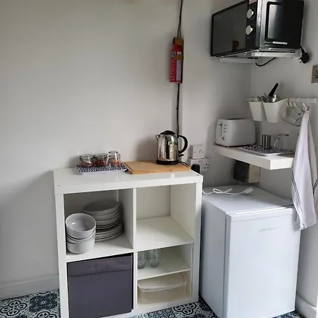 Casita In The Garden Apartment