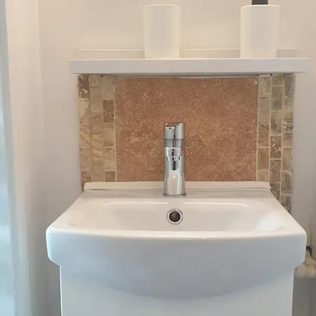 Casita In The Garden Apartment Leeds (West Yorkshire)